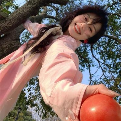 歌声欢唱的树